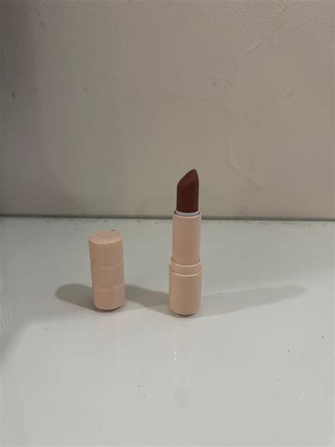 Sunnies Fluffbalm Perfect Nude Beauty Personal Care Face Makeup On Carousell