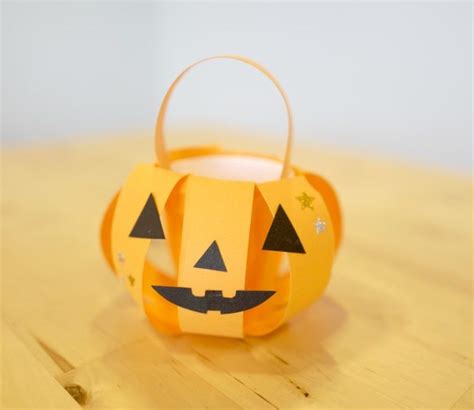 簡単にできるハロウィン工作〜かぼちゃバスケット編〜 キッズライン