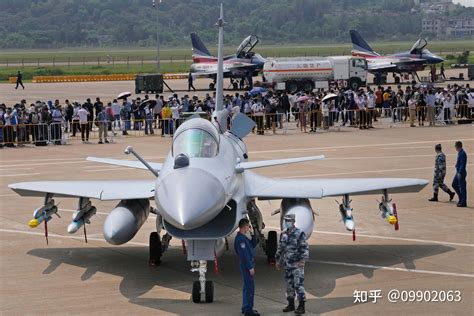 出口巴基斯坦的歼 10多用途战斗机首次亮相 知乎