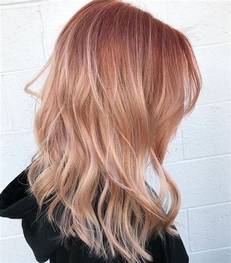 Our Favorite Ways To Wear The Peach Hair Color Trend