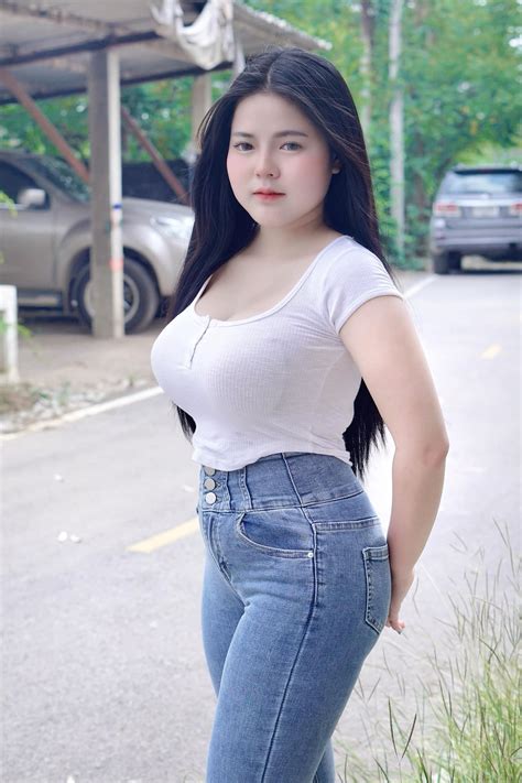 99+ Potret Selebgram cantik Bohay yang kalian cari sering muncul di ...