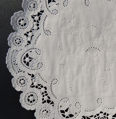 100 8 White French Lace Paper Doilies White Paper Lace Doily Ebay