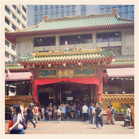 Kwan Im Thong Hood Cho Temple Waterloo St Singapore