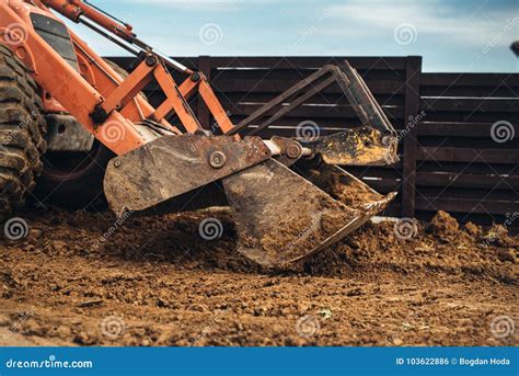 Wheel Loader Excavator Backhoe Loader Machinery Details Working On