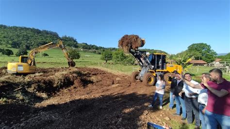 Governo inicia a construção de 40 moradias provisórias em Arroio do