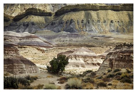 Utah Badlands - Explorizona