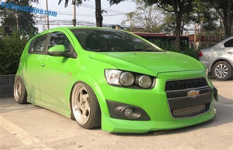 Chevrolet Aveo Is A Low Rider In China