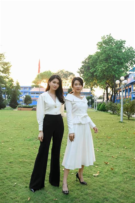 Hot Girl Minh Trang T Ng Kh C H T N C M T Khi B M Ph N I Theo Ngh Thu T B O D N Tr