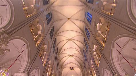 C est sublime les premières images de l intérieur de Notre Dame de Paris