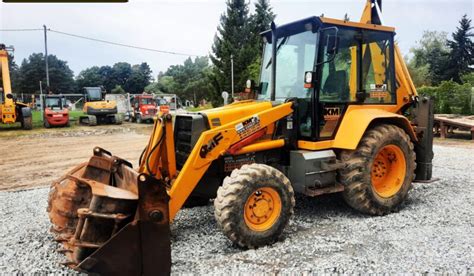 Massey Ferguson Koparko Adowarka Km Rent