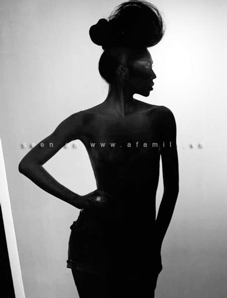 Choáng với loạt ảnh bán nude của dàn người mẫu Đẹp Fashion Show 10