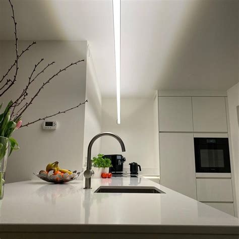 White Gloss Handleless Kitchen Mo S Designs