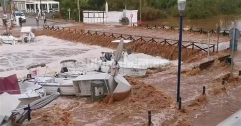 Noche De Temporal En Mallorca Con Carreteras Cortadas Inundaciones Y