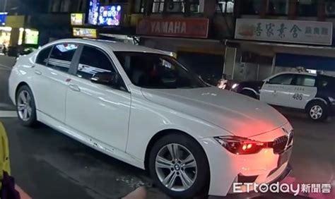 Bmw違規併排！駕駛「無照又掛別車車牌」 4項違規開罰4 6萬 Ettoday社會新聞 Ettoday新聞雲