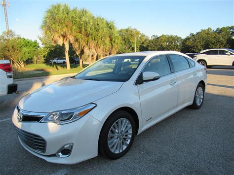 Pre Owned Toyota Avalon Hybrid Xle Premium Dr Car In Sarasota