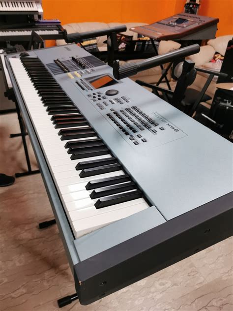 Yamaha Motif Xs8 Tastiera Workstation Con 88 Tasti Pesati Usato