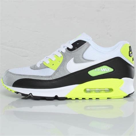 Nike Air Max 90 'Volt' - Now Available | SneakerFiles