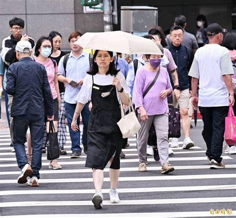 週日悶熱降雨機率高 午後慎防短延時大雨 生活 自由時報電子報