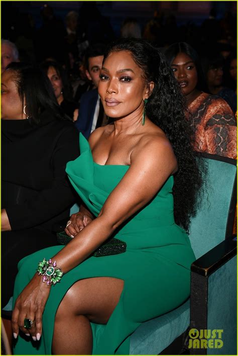 Tiffany Haddish Cynthia Erivo And Angela Bassett Look Radiant At Naacp Image Awards 2020 Photo