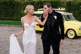 Tarek El Moussa & Heather Rae Young Take Fans Inside Their Wedding