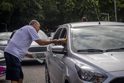 FOTOS Sacolas do Bem realiza a última entrega de 2023