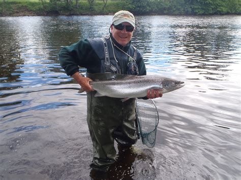 Salmon Fishing Scotland.: Salmon Fishing Scotland river Tay, Perthshire ...