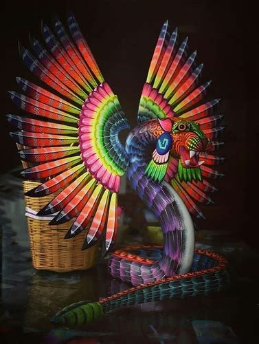 Cuadro Decorativo Moderno Alebrije Quetzalcóatl Tela Meses Sin