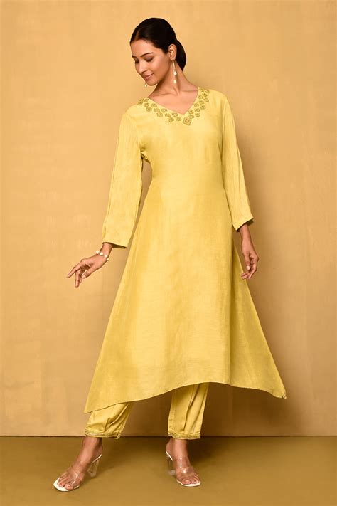 Buy Yellow Kurta Pure Linen Hand Embroidered Cut Dana V Neck And Pant