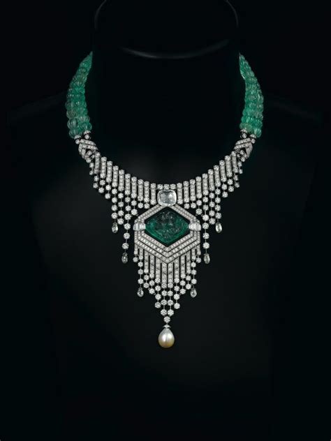 Cartier Diamond Pendant Necklace Cartier Jewelry Fabulous Jewelry