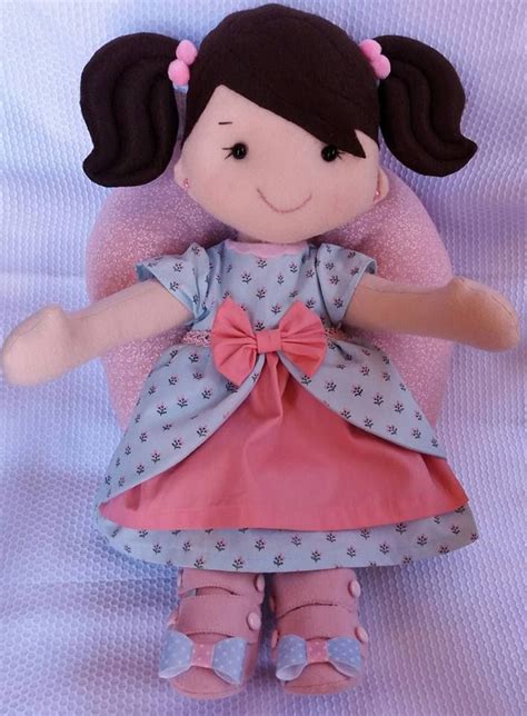 Pin de Marina peti Mancuello em muñecas Boneca alice Bonecas de pano