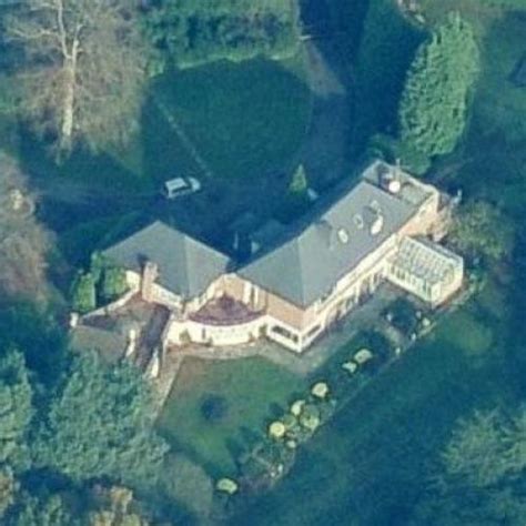 Bruce Forsyth's House in Wentworth, United Kingdom (Google Maps)