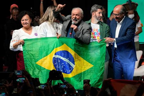 Nueva Encuesta En Brasil Lula Mantiene Una Amplia Ventaja Sobre