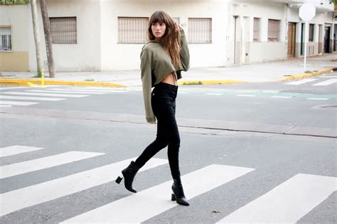 Quién es la modelo del Hot Sale de Sarkany que todos confundieron con Pampita Infobae