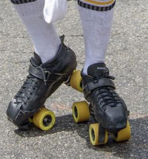 Hi Can Anyone Tell Me What Skates These Are R Rollerskate