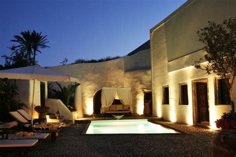 Santorini Heritage Villas