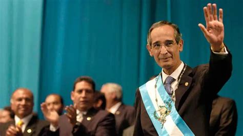 Expresidente de Guatemala Álvaro Colom muere a los 71 años teleSUR