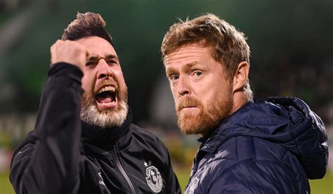 Travesty Fans React As Damien Duff Misses Out On Manager Of The