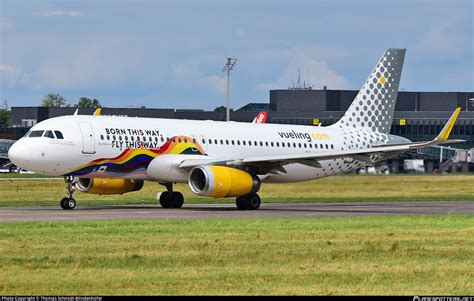 Ec Lvs Vueling Airbus A Wl Photo By Thomas Schmidt Blindenh Fer