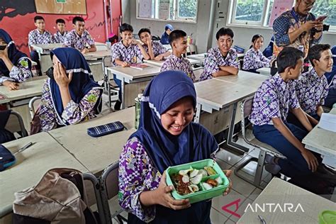 Fsgi Kritik Program Makan Siang Gratis Prabowo Gibran Untuk Siswa