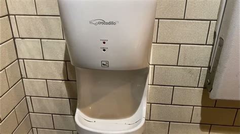 Aike Handydryers Crocodillo T2 At Caffé Nero St Pauls Place Sheffield ♿️🚼 Youtube