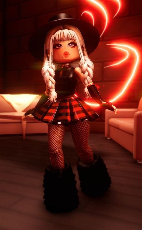 Pin By Luci On Aesthetic Roblox Royale High Outfits Aesthetic Roblox Royale High Outfits