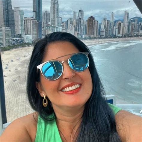 Vivian Paula Viivpaula On Threads