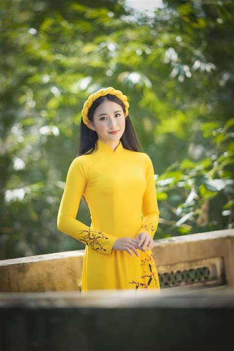 Ao Dai Fashion Woman Free Photo On Pixabay Pixabay