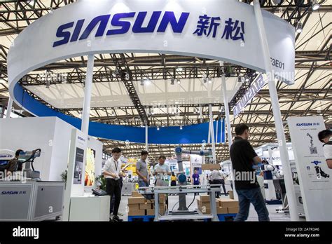 File People Visit The Stand Of Siasun Robot Automation Co During