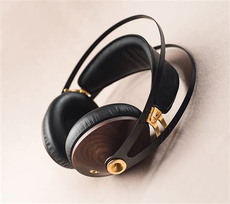 Meze 99 Classics Closed Over Ear Headphones Walnut Gold Reverb