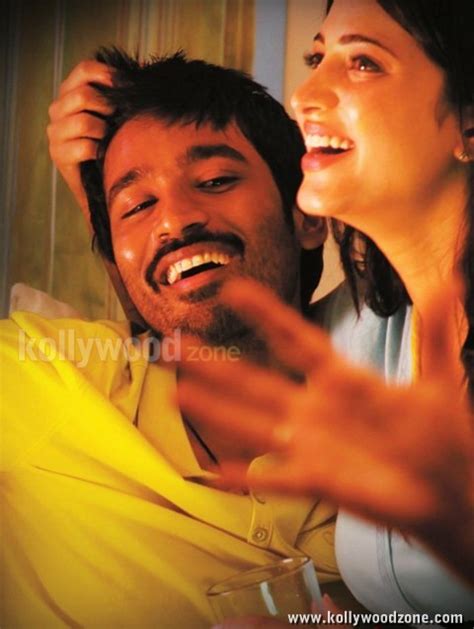 3 Movie Gallery Dhanush Shruti Hassan 3 Moonu Movie Stills 02