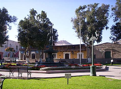 Parroquia Cristo Redentor Arequipa Perú Estamos Pidiendo A Dios En