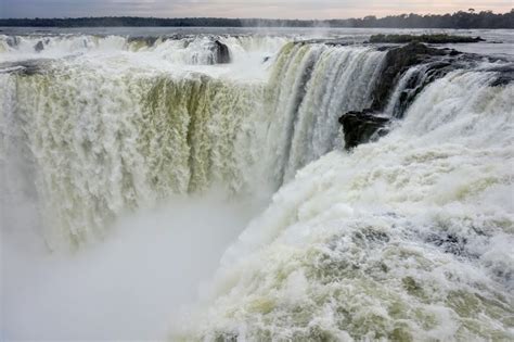 Iguazu Falls – Vesper and Laura