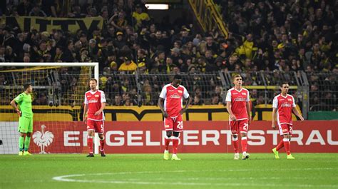 Bitteres 2 3 in Dortmund Union scheidet nach großem Kampf im Pokal aus