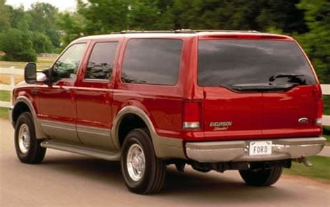 2004 Ford Excursion Review And Ratings Edmunds